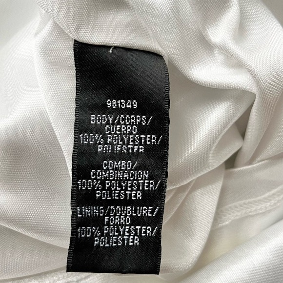 David Meister Lace Overlay Sheath Cocktail Dress in Metallic Silver Geo, Size 6 - Picture 13 of 14